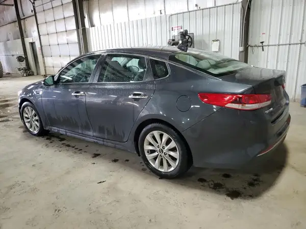5XXGT4L30HG148095 2017 KIA OPTIMA - Image 2