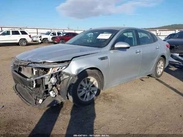 5XXGT4L30HG148789 2017 KIA OPTIMA - Image 2