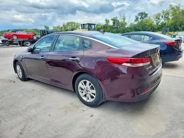 5XXGT4L30HG151790 2017 KIA OPTIMA - Image 2