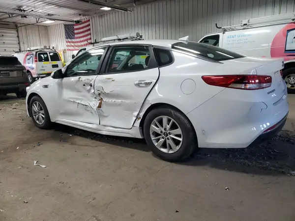 5XXGT4L30HG153295 2017 KIA OPTIMA - Image 2