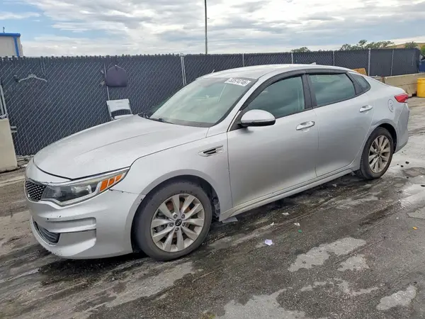 5XXGT4L30HG153538 2017 KIA OPTIMA - Image 1