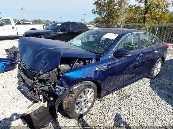 5XXGT4L30HG154298 2017 KIA OPTIMA - Image 2
