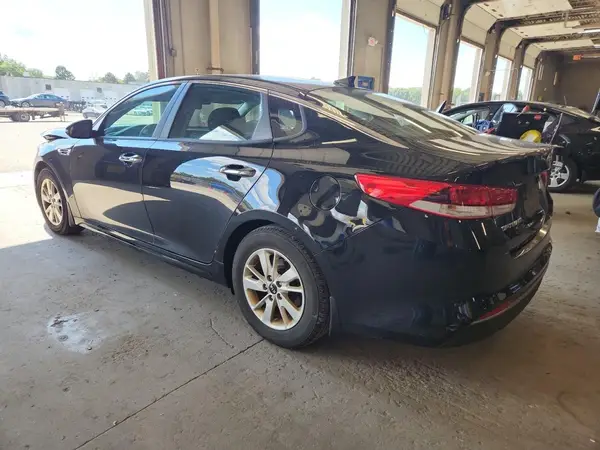 5XXGT4L30HG155810 2017 KIA OPTIMA - Image 2
