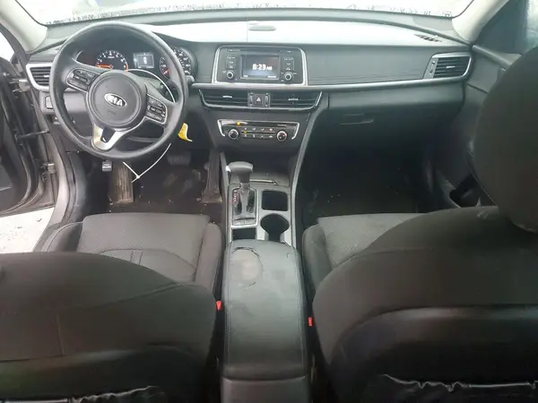 5XXGT4L30HG161753 2017 KIA OPTIMA - Image 8
