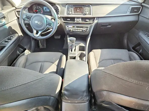 5XXGT4L30HG162210 2017 KIA OPTIMA - Image 8