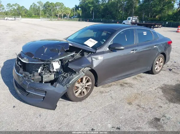 5XXGT4L30HG162773 2017 KIA OPTIMA - Image 2