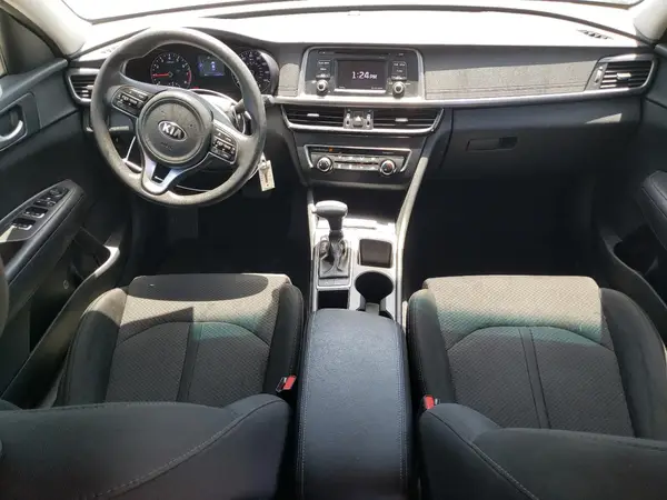 5XXGT4L30HG166368 2017 KIA OPTIMA - Image 8
