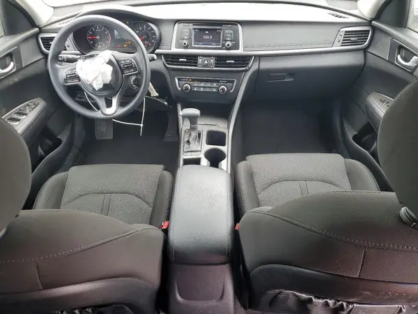 5XXGT4L30HG166385 2017 KIA OPTIMA - Image 8