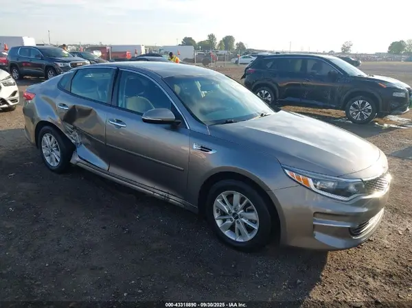 5XXGT4L30HG168895 2017 KIA OPTIMA - Image 1