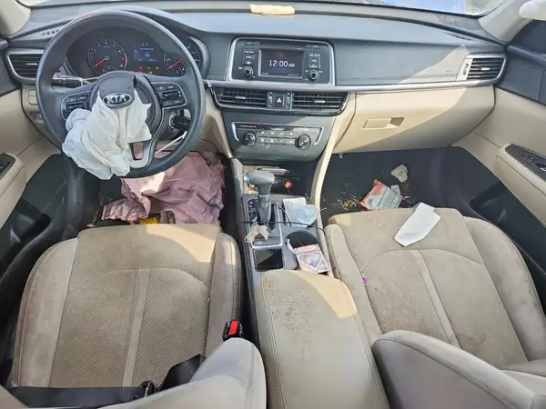 5XXGT4L30HG170209 2017 KIA OPTIMA - Image 8
