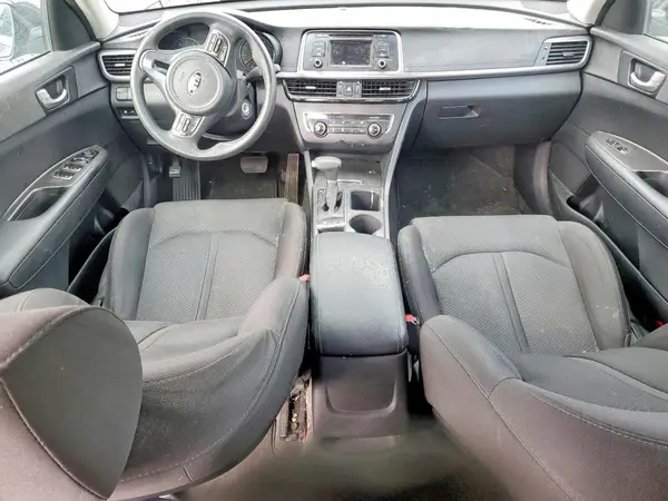 5XXGT4L30HG172123 2017 KIA OPTIMA - Image 8