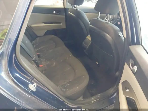 5XXGT4L30HG172252 2017 KIA OPTIMA - Image 8