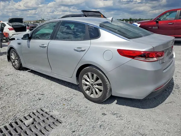 5XXGT4L30HG173501 2017 KIA OPTIMA - Image 2