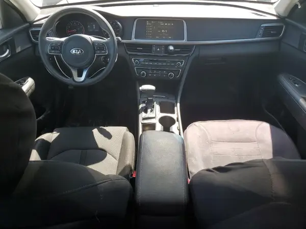 5XXGT4L30JG177960 2018 KIA OPTIMA - Image 8