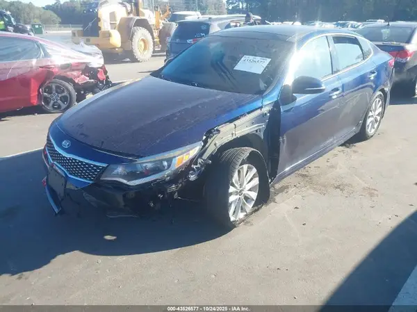5XXGT4L30JG181541 2018 KIA OPTIMA - Image 2