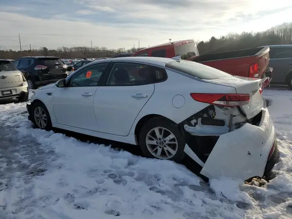 5XXGT4L30JG183323 2018 KIA OPTIMA - Image 2