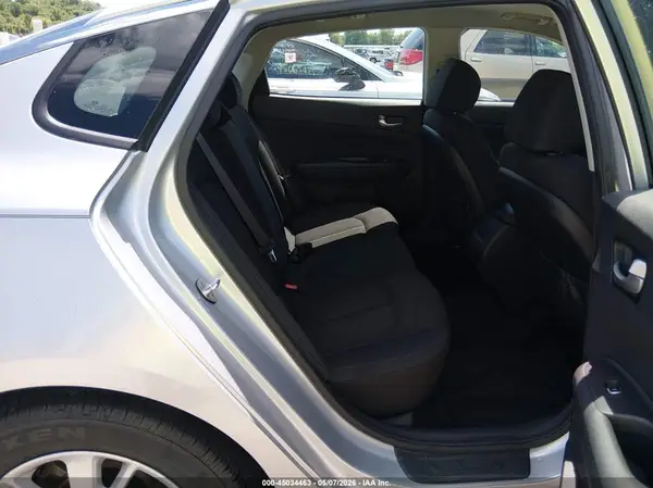 5XXGT4L30JG183824 2018 KIA OPTIMA - Image 8