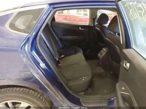 5XXGT4L30JG184391 2018 KIA OPTIMA - Image 8