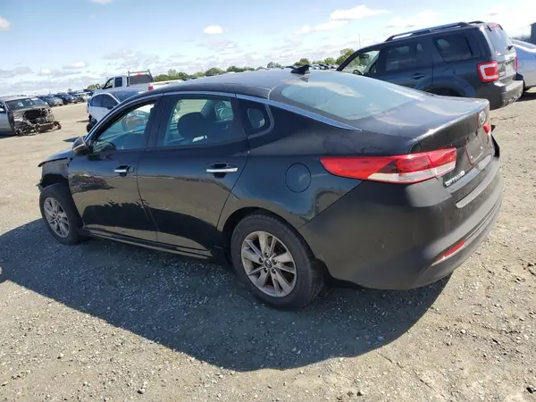 5XXGT4L30JG185153 2018 KIA OPTIMA - Image 2
