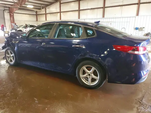 5XXGT4L30JG189087 2018 KIA OPTIMA - Image 2