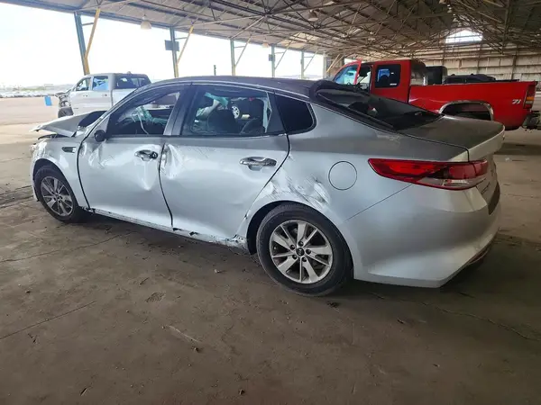 5XXGT4L30JG191356 2018 KIA OPTIMA - Image 2