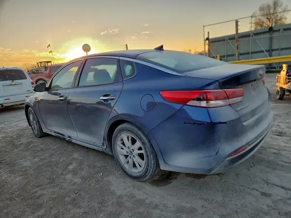 5XXGT4L30JG192216 2018 KIA OPTIMA - Image 2