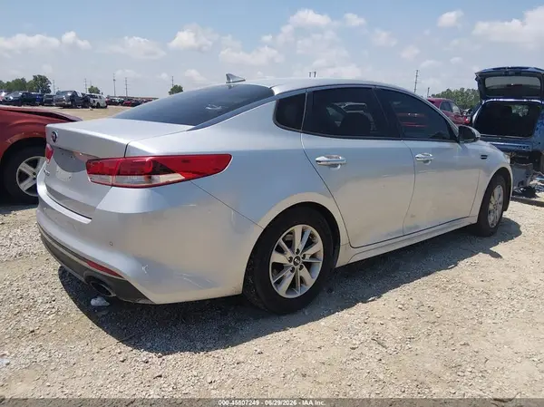 2018 KIA OPTIMA IAAI lot 45507249 auction photo 4