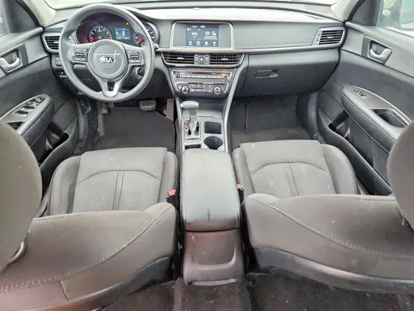 5XXGT4L30JG198050 2018 KIA OPTIMA - Image 8
