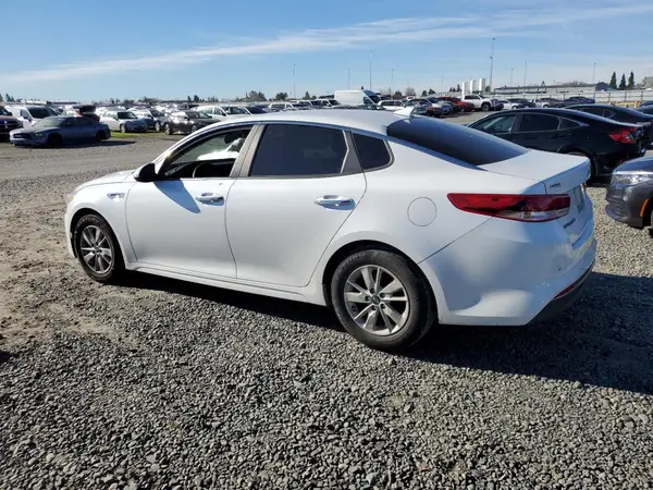 5XXGT4L30JG198503 2018 KIA OPTIMA - Image 2