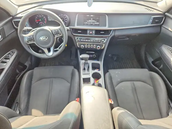 5XXGT4L30JG199506 2018 KIA OPTIMA - Image 8