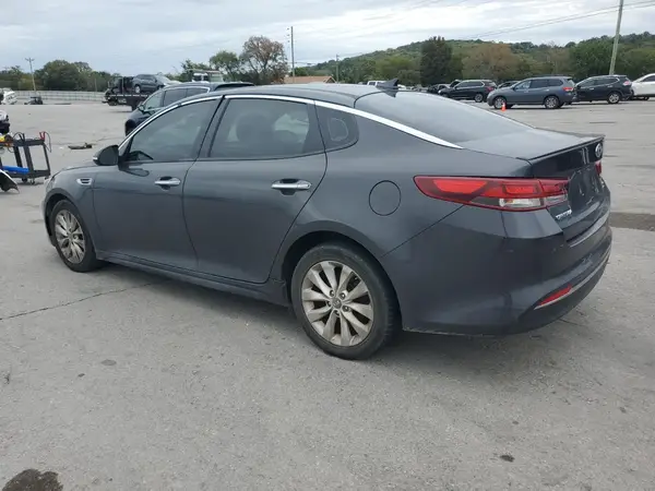 5XXGT4L30JG201111 2018 KIA OPTIMA - Image 2
