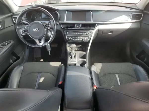 5XXGT4L30JG201349 2018 KIA OPTIMA - Image 8