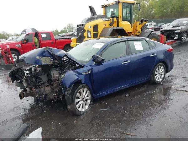 5XXGT4L30JG202534 2018 KIA OPTIMA - Image 2