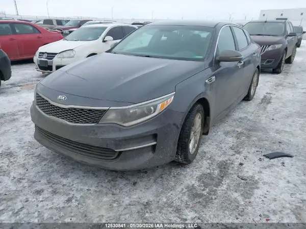 5XXGT4L30JG203098 2018 KIA OPTIMA - Image 2
