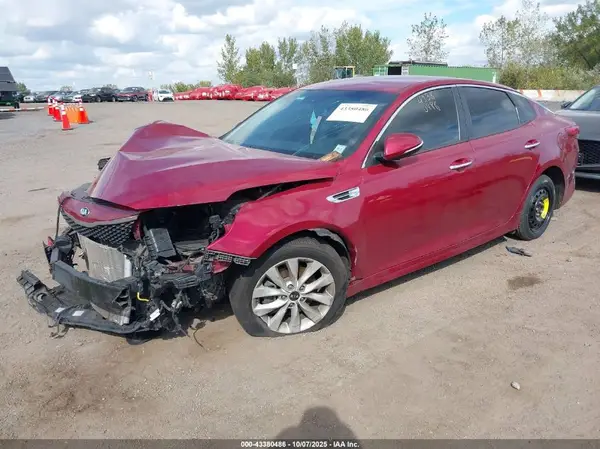 5XXGT4L30JG203344 2018 KIA OPTIMA - Image 2