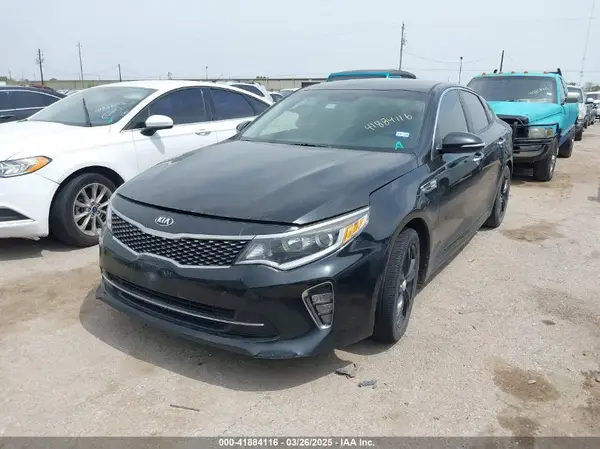 5XXGT4L30JG206888 2018 KIA OPTIMA - Image 2