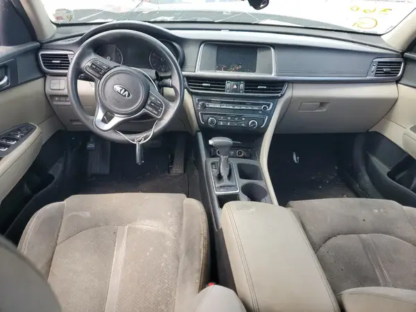 5XXGT4L30JG209984 2018 KIA OPTIMA - Image 8