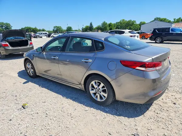 5XXGT4L30JG210326 2018 KIA OPTIMA - Image 2