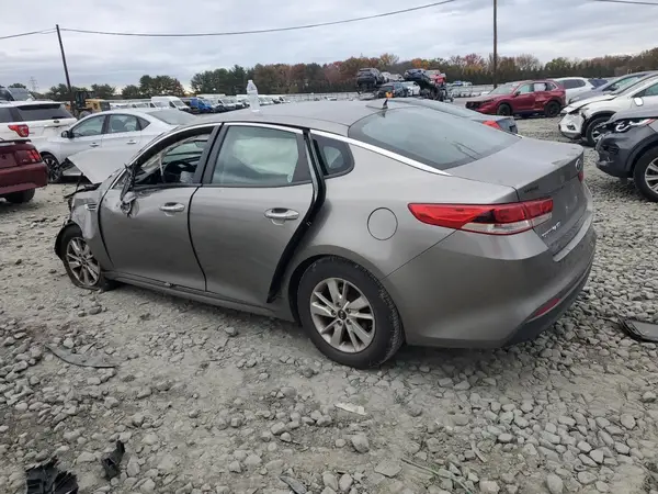 5XXGT4L30JG210343 2018 KIA OPTIMA - Image 2