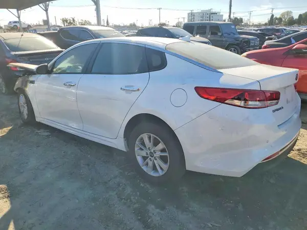 5XXGT4L30JG214103 2018 KIA OPTIMA - Image 2