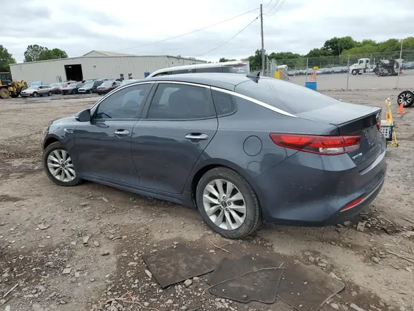 5XXGT4L30JG216918 2018 KIA OPTIMA - Image 2
