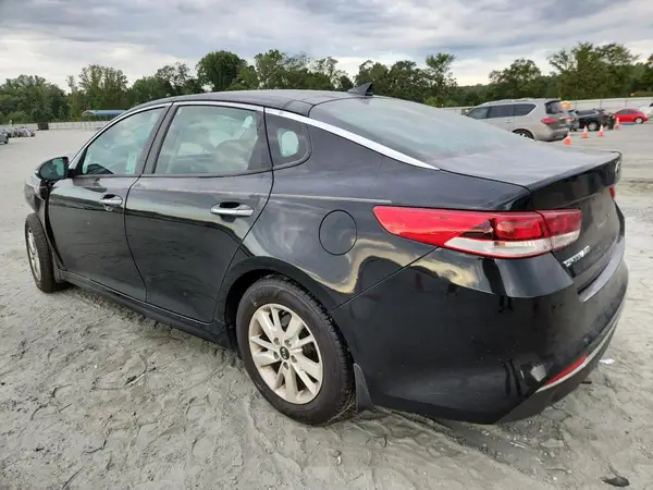 5XXGT4L30JG219155 2018 KIA OPTIMA - Image 2