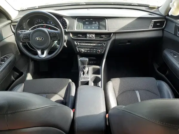 5XXGT4L30JG220211 2018 KIA OPTIMA - Image 8