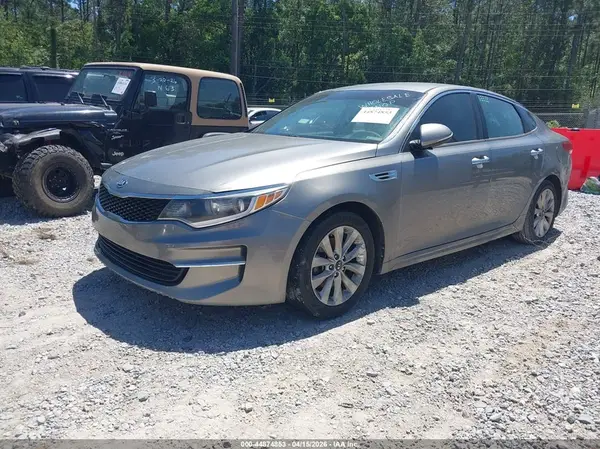 5XXGT4L30JG222962 2018 KIA OPTIMA - Image 2