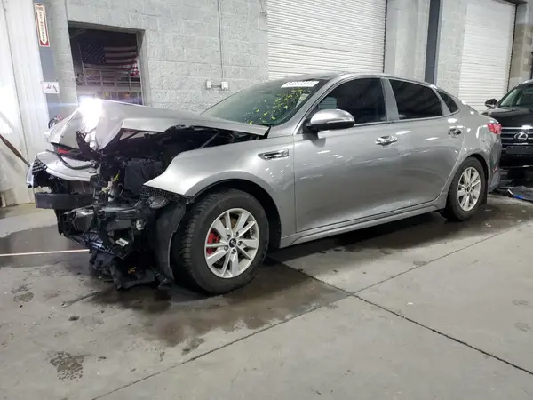 5XXGT4L30JG225795 2018 KIA OPTIMA - Image 1