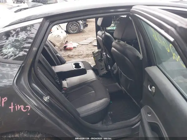 5XXGT4L30JG226073 2018 KIA OPTIMA - Image 8
