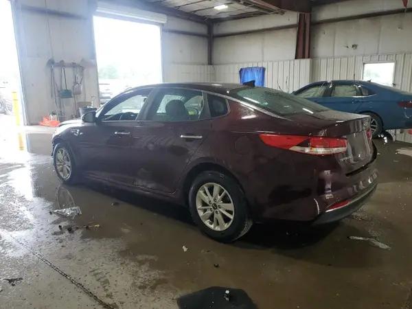 5XXGT4L30JG226655 2018 KIA OPTIMA - Image 2