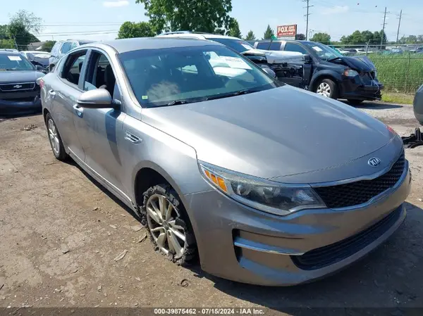 5XXGT4L30JG228423 2018 KIA OPTIMA - Image 1