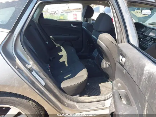 5XXGT4L30JG228423 2018 KIA OPTIMA - Image 8