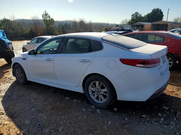 5XXGT4L30JG228518 2018 KIA OPTIMA - Image 2